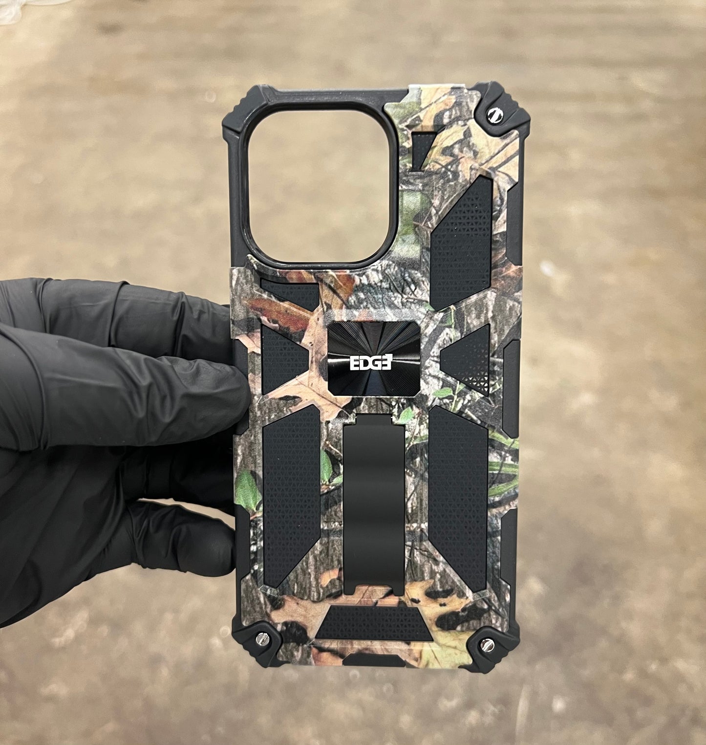 iPhone 14 Pro Max Camo Magnetic Kickstand Case